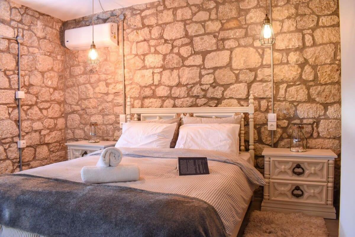 Villa Coastal Stone Hideaway With Stunning Scenery à Kitriaí Extérieur photo